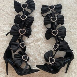 Black Rhinestone Bow & Heart Gladiator Heels 🖤